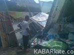 Baliho-yang-berhasil-di-tertibkan-oleh-Panwaslu-tanpa-di-bantu-oleh-Satuan-POL-PP-kemarin.-300×190