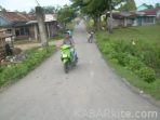 Jalanan-DI-Kecamatan-Rupit-Yang-Baru-Selesai-Dibangun-tahun-2012-300×224