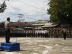 Kapolres-Lahat-AKBP-Budi-Suryanto-saat-memimpin-apel-siaga-Mantap-Praja-2013-di-halaman-Mapolsek-Urban-Tebing-Tinggi-Empat-L
