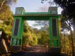 Pintu-masuk-menuju-lokasi-TNKS.-Foto-Taufik-Wijaya