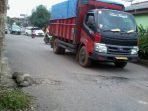 wpid-Truk-batubara-Ilegal-yang-melintas-dijalan-perumahan1.jpg wpid-Truk-batubara-Ilegal-yang-melintas-dijalan-perumahan1.jpg