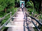 wpid-jembatan-gantung-di-kelurahan-karang-jayo.-1kbr_.jpg