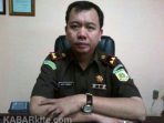 wpid-kepala-kejari-muara-enim-adhy-darma-maliano_1_wm.jpg