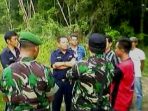 wpid-pejabat-pt-kai-didampingi-oknum-tni-saat-menghadapi-warga_1418918032441.jpg