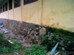 wpid-perehaban-sdn-05-pulau-panggung-sdl-menggunakan-pondasi-lama_1409011265755_kbr.jpg