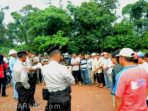 wpid-ratusan-mantan-karyawan-pt-bkpl-yang-menggelar-demo-1kbr_.jpg
