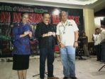 wpid-tampak-asisten-i-brs-h-bulgano-hasan-mm-didamping-ketua-tim-pkk-kabupaten-dan-juri-gemstone-jakarta_1430045166042.jpg
