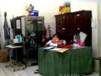 wpid-tolak-melayani-seorang-perawat-sedang-tertidur-di-ruangan-jaga-perawat-ruang-kenanga-rs-sobirin-m.jpg